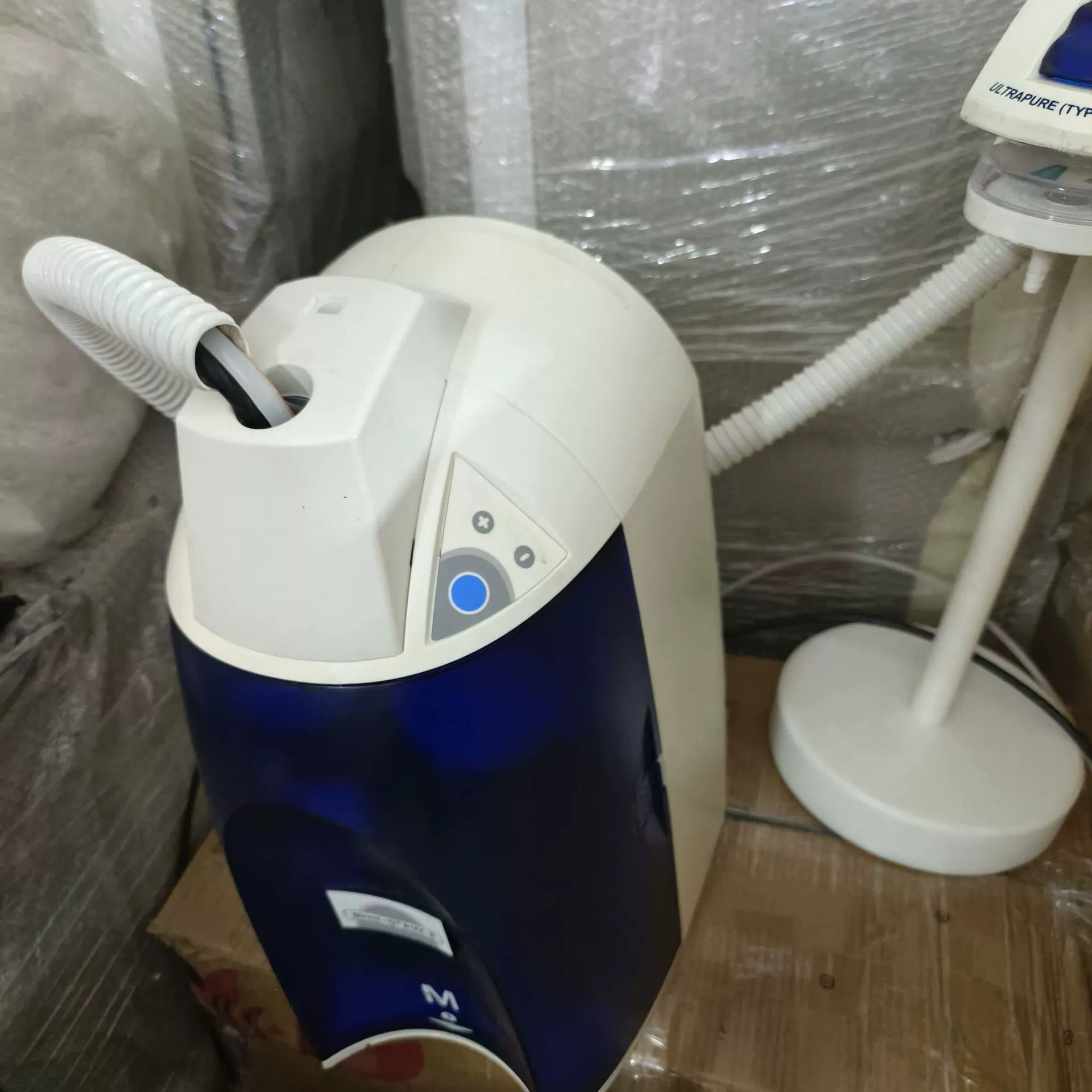 Продается Direct-Q 8UV-R, немецкая машина для производства чистой воды Merck Millipore, ультрачистая вода.