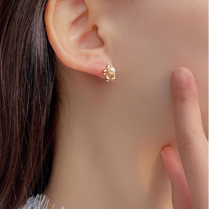 Geometric, Pearl, Flower Pattern Women's Gender 1 Pair 18K Gold Plated Silver Plated 925 Sterling Silver Freshwater Pearl Geometric Pearl Flower Drop Earrings Earrings Ear Studs