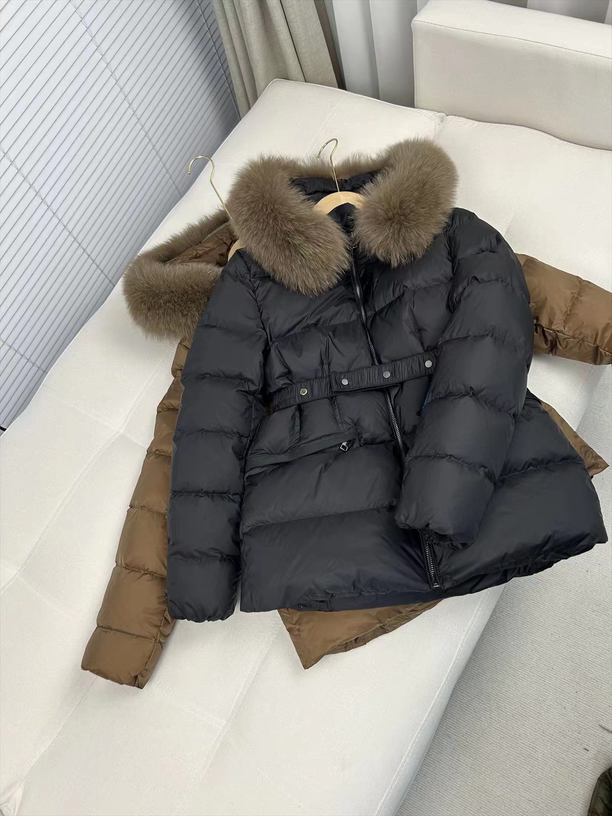 Autumn Winter New European Style Waist Slimming 90 White Duck Fox Fur Collar Down Jacket Women Short Trendy Coat_voghion.com