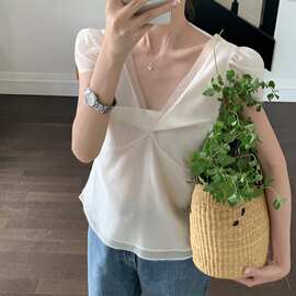 chic 韩系夏季甜美小众设计感法式V领双层别致泡泡袖雪纺衫上衣