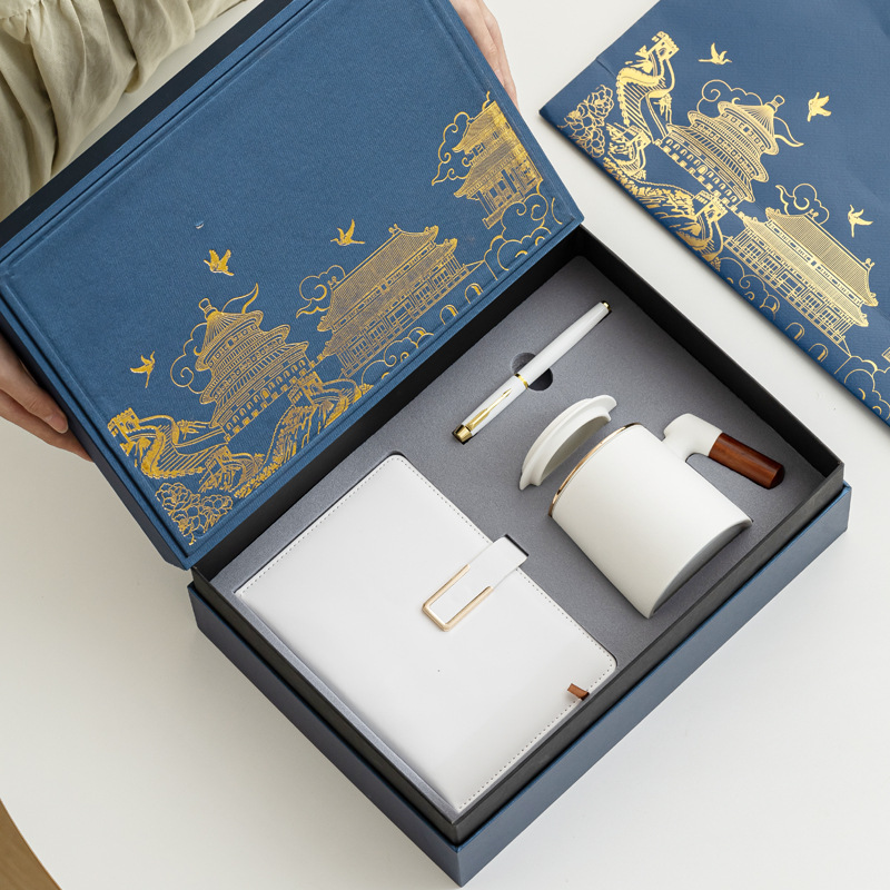 Reunión anual de la compañía de tazas de agua de oficina Guochao para enviar regalos comerciales de mano regalos publicitarios de logotipo grabados