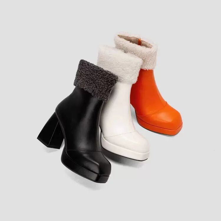 Обувь для внешней торговли 2022 Новые кожаные ботильоны в стиле ретро на высоком каблуке на толстом каблуке Ботинки Челси в нишевом стиле Универсальные Короткие большие размеры до середины ствола