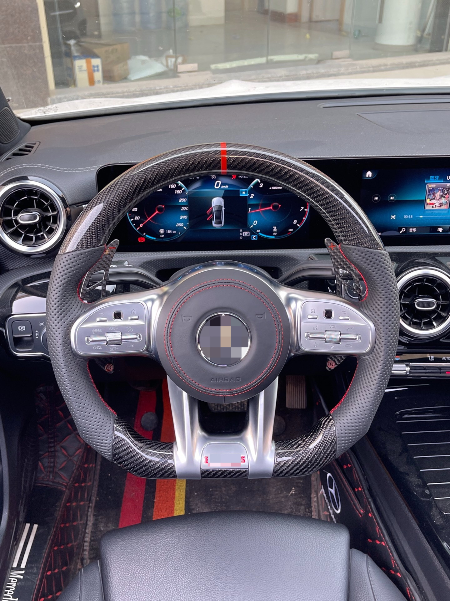 【Hot Sale】Mercedes-Benz Modified Steering Wheel, Real Carbon Fiber, Comfortable Grip, Breathable