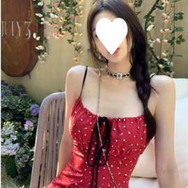 系带碎花吊带连衣裙女夏季小个子甜辣妹红色裙子收腰显瘦a字短裙