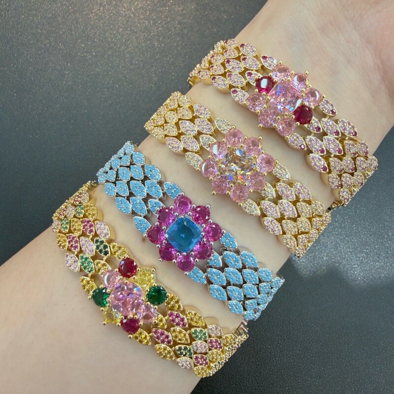European and American Luxury Heavy-Duty Pink Exaggerated Large-Sized Party Ball Performance Micro-Encrusted Bracelet Party Dress Matching Jewelry