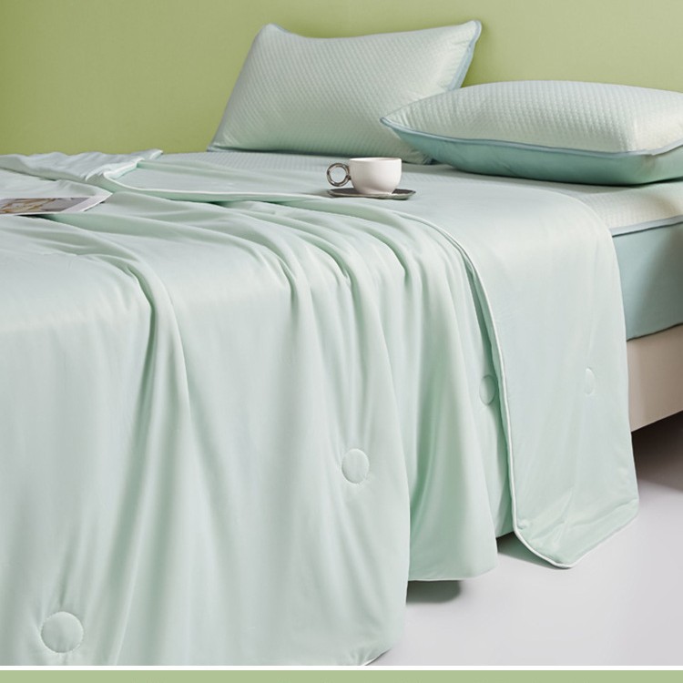 Sensación fresca de verano Clase A seda de hielo edredón fresco de verano juego de cuatro piezas sedoso sueño desnudo edredón de aire acondicionado sábana ropa de cama