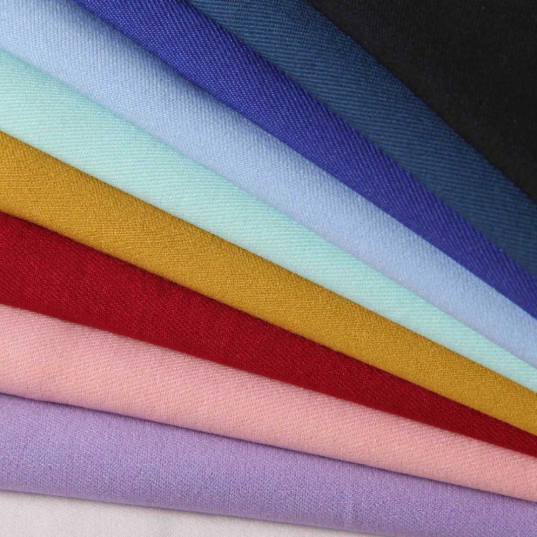 10 cambio de tela de invierno de alta elástica de satén de invierno pantalones deportivos casuales de tela espesa