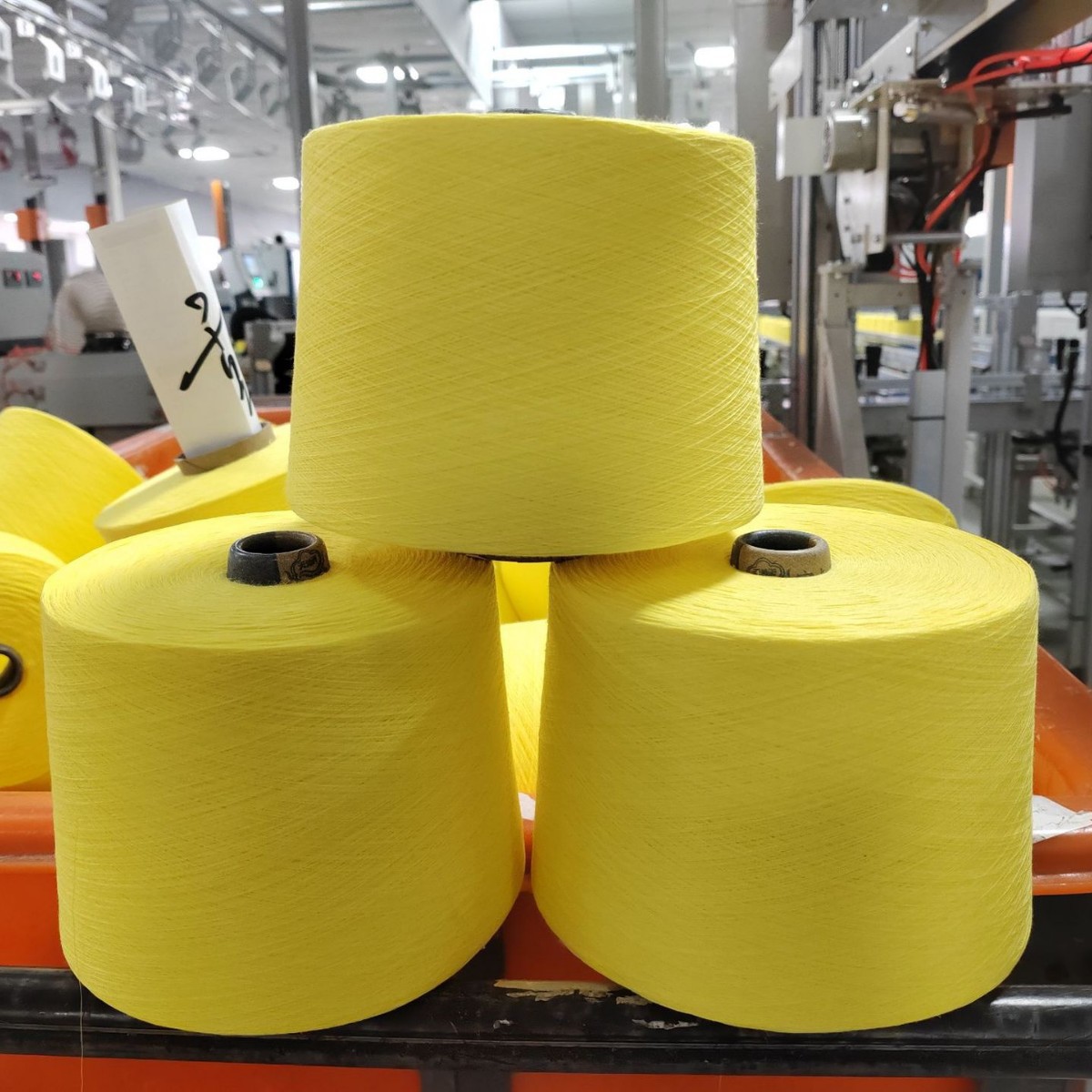 源头染纱厂直发 大圆机专用全棉现货色纱 净色布用棉纱