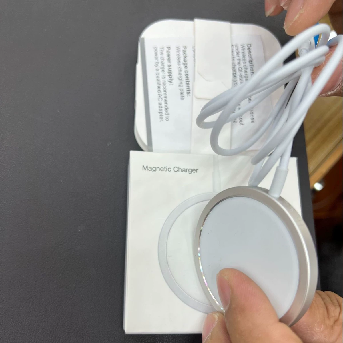 Apple, совместимо с iPhone 14, 13/12
