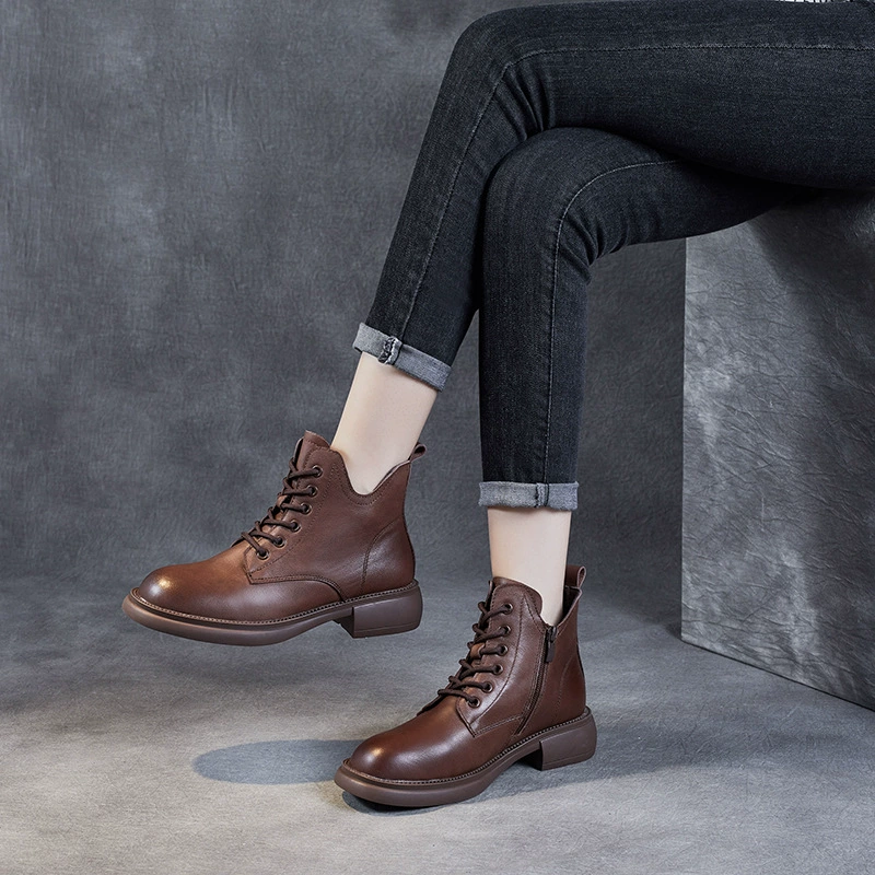 Осенне-зимние новые женские ботинки первого слоя из воловьей кожи, кожаные ботинки на шнуровке с V-образным вырезом, винтажные Ботинки Martin, узкие ботинки с мягкой подошвой