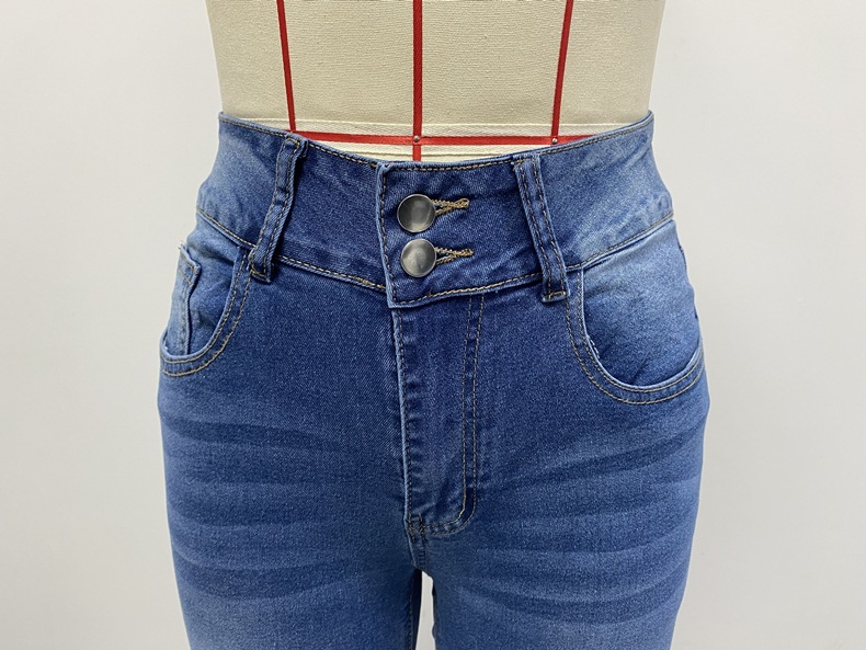 Jean évasé stretch vintage pour femme - Jean en denim délavé et usé, coupe pattes d'éléphant, idéal pour un look streetwear et rétro_voghion.com
