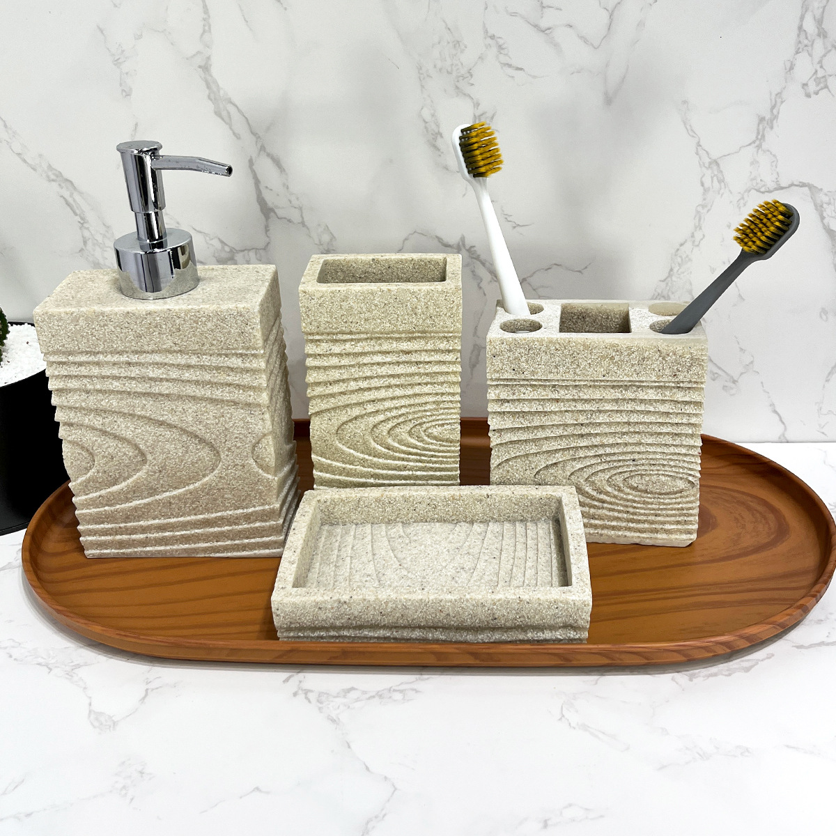 Kit de baño de resina de arenisca imitación baño de hotel de cuatro piezas de baño modelo de decoración de sala de baño de jabón transfronterizo