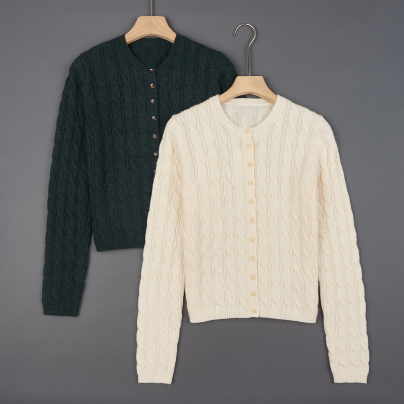 2026 Soft and fluffy vintage-style cable knit sweater, exquisite fit, short cardigan 268-24