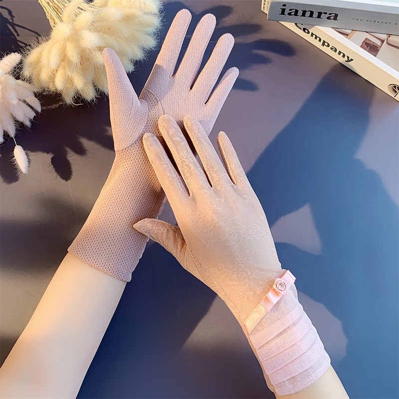 Guantes de protección solar primavera y verano encaje arco guantes de pantalla táctil de conducción de las mujeres transpirable al aire libre protección solar guantes de equitación