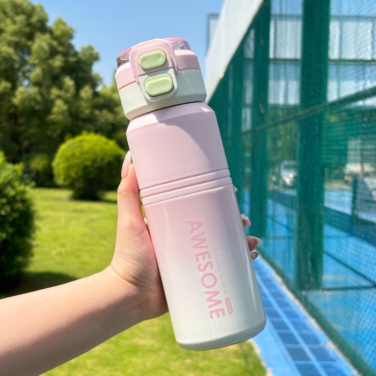 Taza de aislamiento deportivo simple 316 de acero inoxidable de alta capacidad para beber taza de agua de alto valor de la cara nueva hervidora