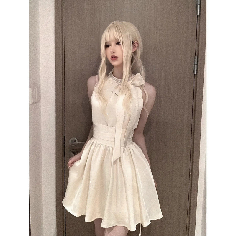 Qianjin パイプダイヤモンドキラキラリボンノースリーブホルターネックドレスウエストショートスカートセレブ誕生日ホリデードレス春と夏|undefined