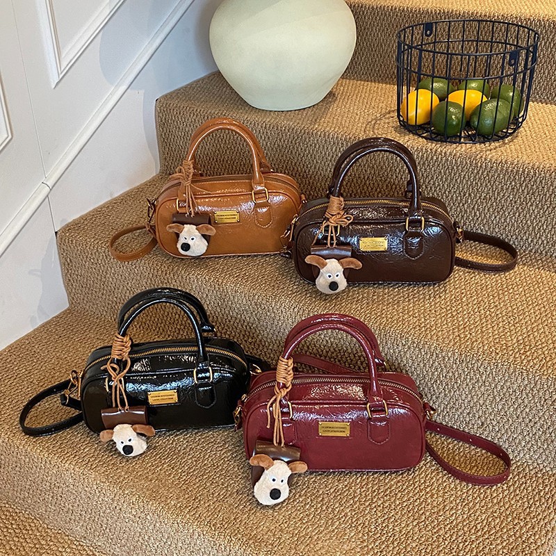 Cross-Border Retro Niche Bowling Bag For Women Soft Leather Texture Fashion Shoulder Bag Versatile Trendy Crossbody Bag - Thumbnail 4