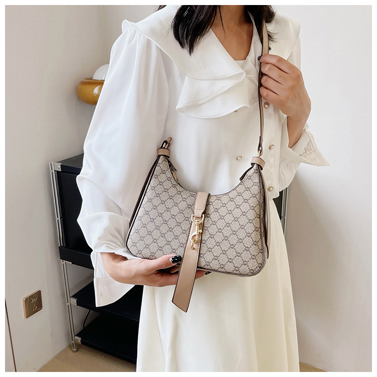 High-end Women's Armpit Bag Retro Shoulder & Crossbody Bag_voghion.com