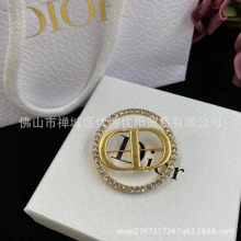 D家麦穗黄铜复古毛衣大衣胸针迪家字母蜜蜂流苏猪鼻子别针胸饰批