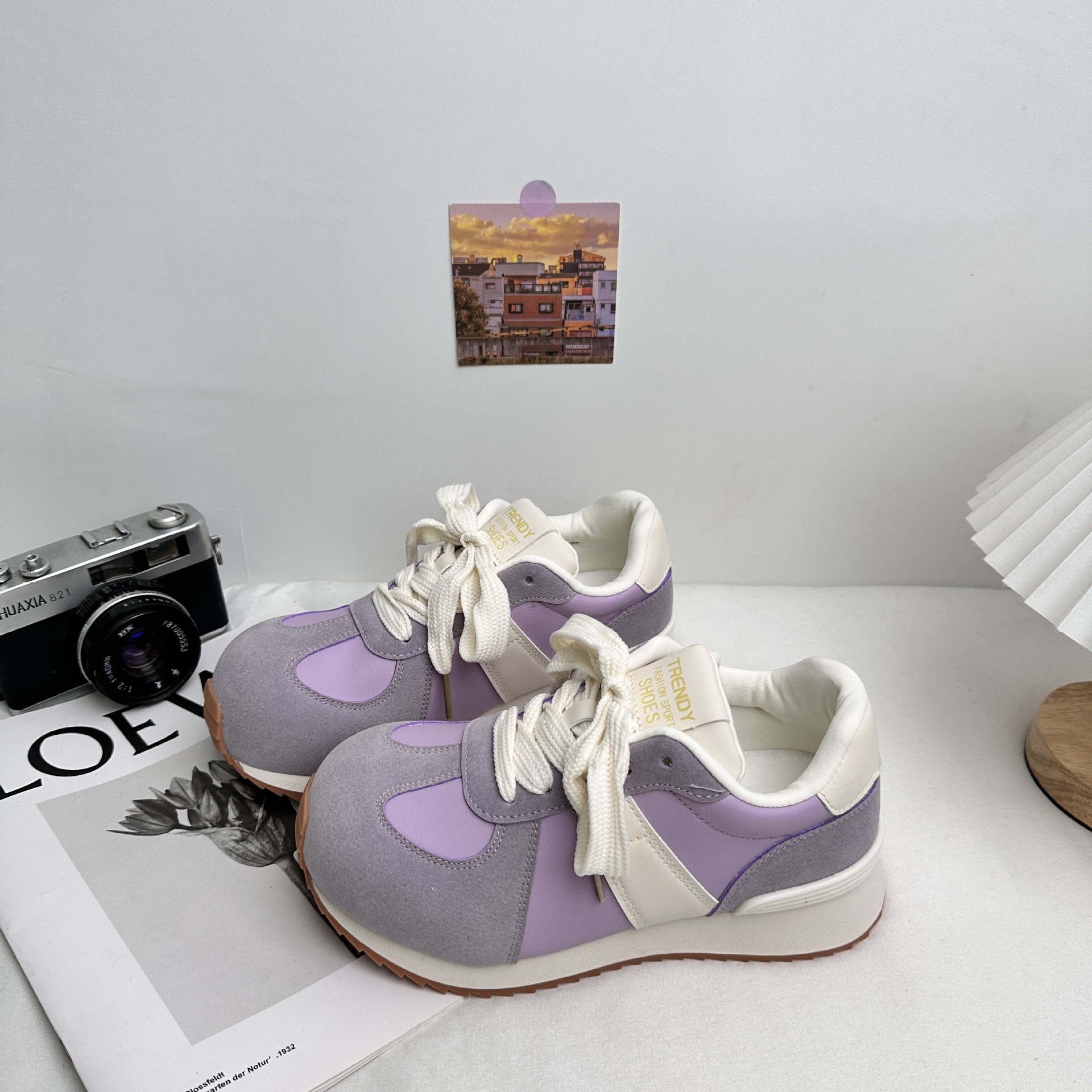 A9885 almohadillas de látex / cabeza de Mickey ligera con suela gruesa Gump zapatos de mujer 2025 nuevos zapatos deportivos