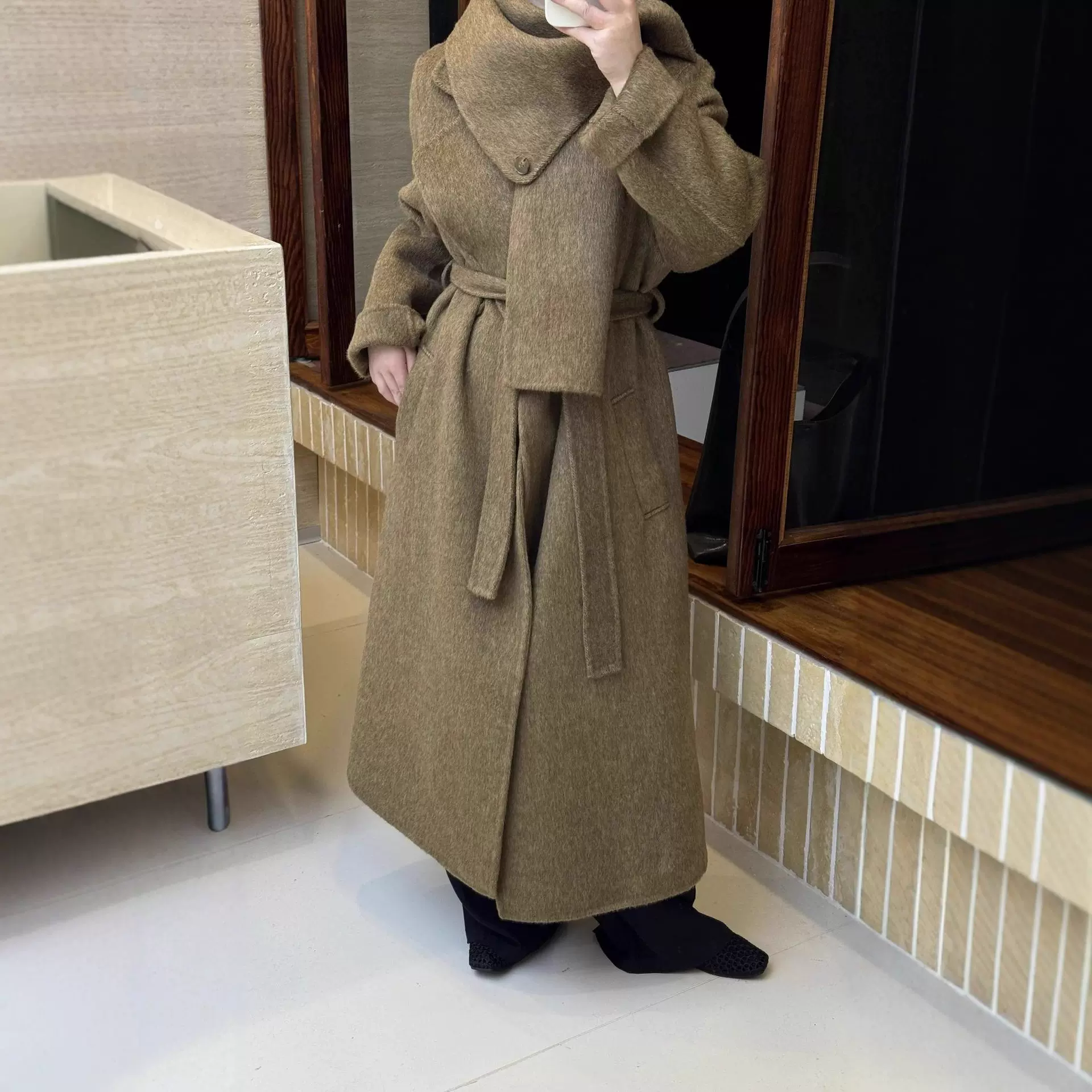 2025秋冬大翻领带围巾加长款腰带宽松大码双面呢羊毛大衣女外套