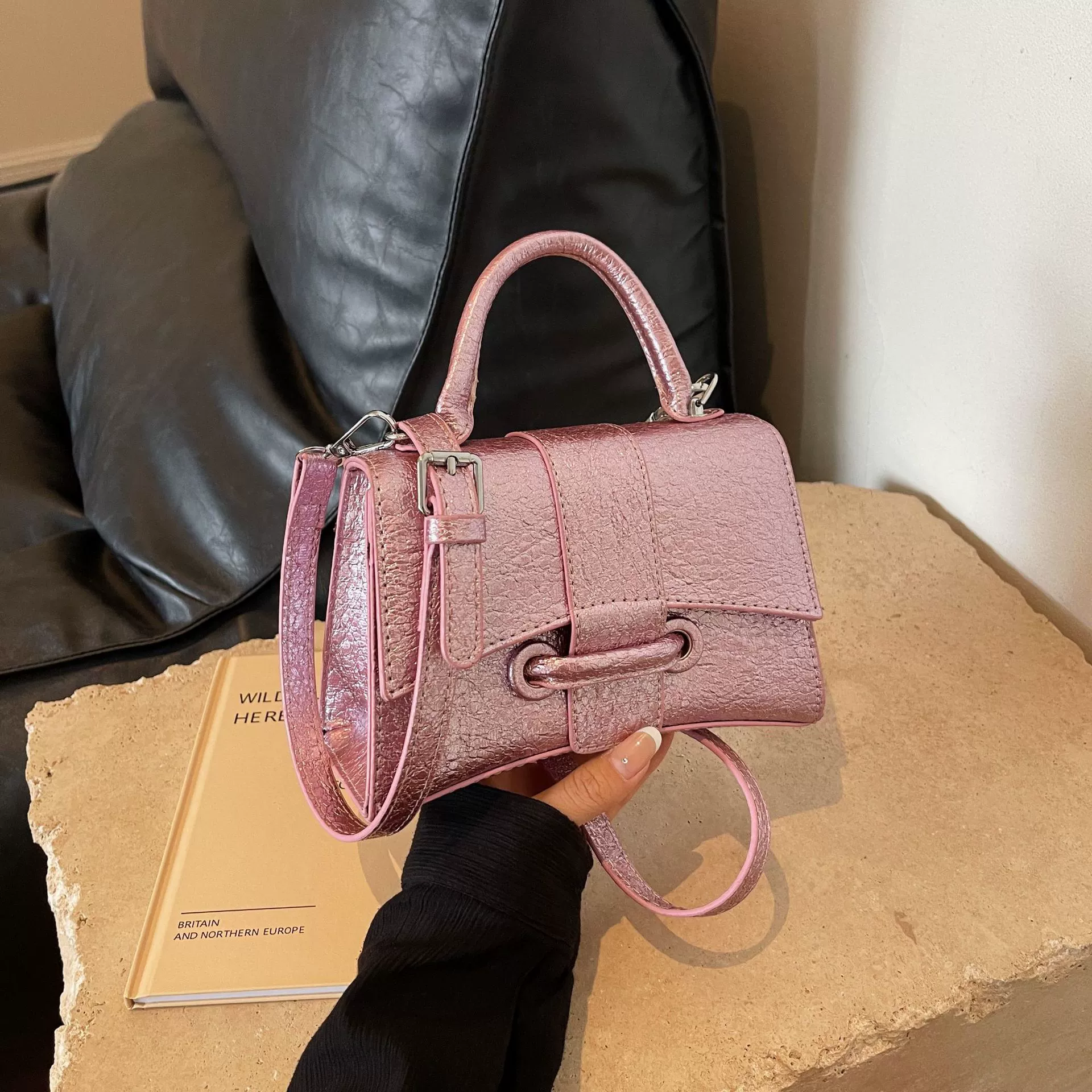 Трендовая сумка на одно плечо, в стиле Chanel