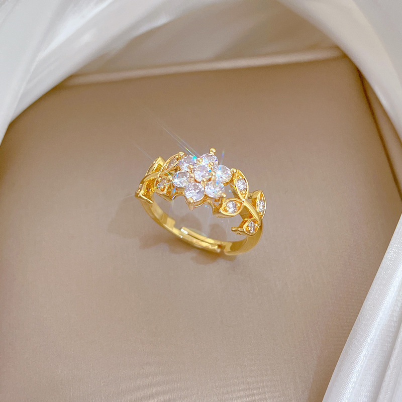 Adjustable Diamond Flower Ring Luxury Designer Jewelry For Couples_voghion.com