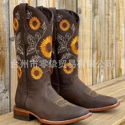 2021 Внешняя торговля Новые сапоги рыцаря больших размеров Amazon Martin Ботинки на танкетке с вышивкой в этническом стиле Женская обувь желаний