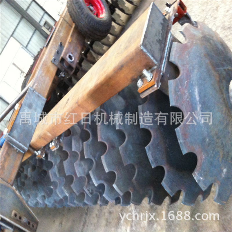 圆盘耙 缺口耙 德州耙片　24片圆盘耙　液压偏置圆盘耙