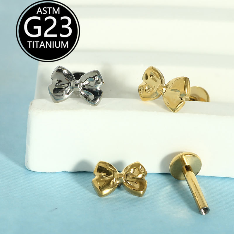 16G labret stud size and finish detail