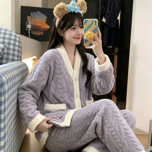 ��ɫɺ���q˯��Ů�ﶬ�¿�ӽq�Ӻ�ů��ĸ���b�r�и�Ůʿ�Ҿӷ�