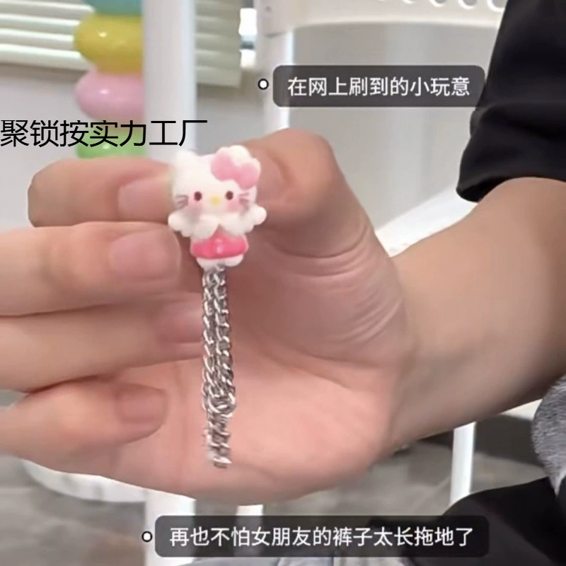 Одежда и брюки укорачиваются без шитья, подол фиксируется и становится короче, используется магнитная милая магнитная регулировка.