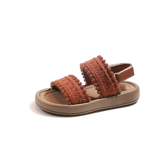 Girls 'national style sandals, summer new casual soft sole, small and medium-sized children's retro beach shoes