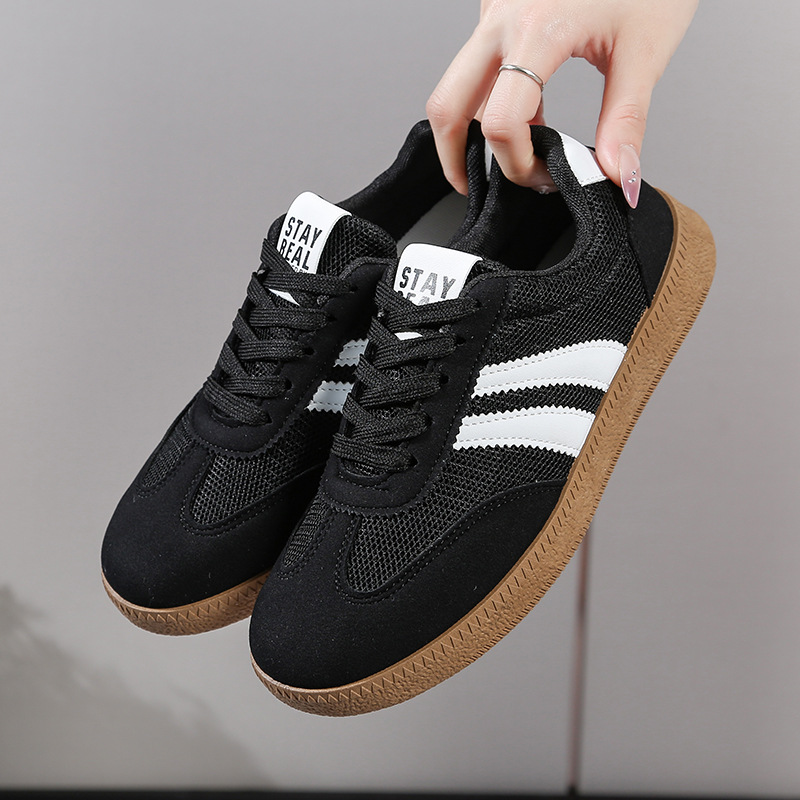 Zapatos de entrenamiento de base plana para mujeres 2025, primavera y otoño, zapatos de skate de comercio exterior de tamaño grande, zapatos casuales de moda, zapatos blancos para mujeres