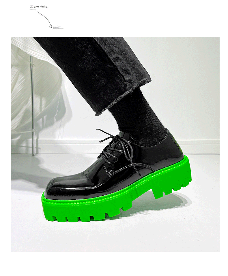 2024 Gros bout carré retourné en cuir nouveau gâteau éponge à semelle épaisse chaussures derby décontractées surélevées, chaussures basses de niche à la mode_voghion.com