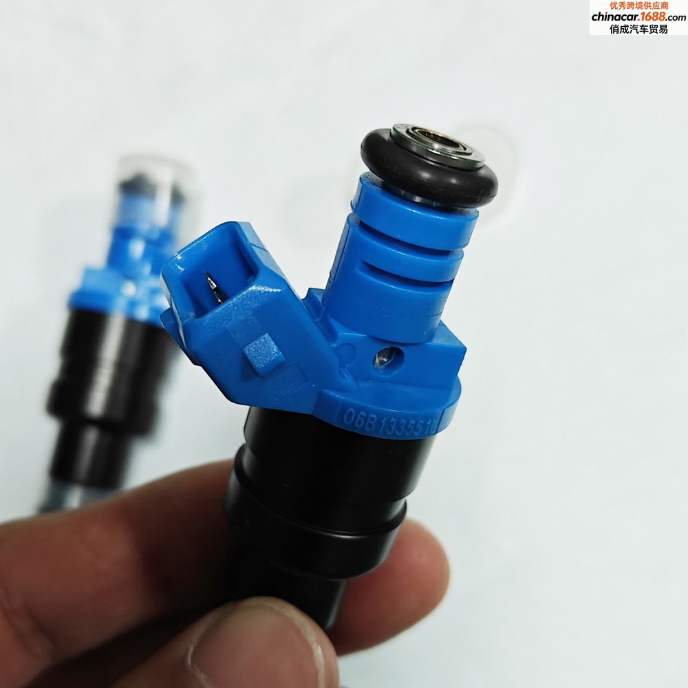 Fuel Injector Nozzle 06B133551L/0280156063 Suitable for Audi A4 B5 Passat B5 Bora 1.6