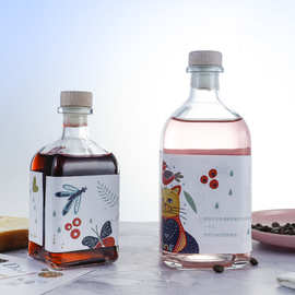 玻璃四方奶茶瓶果汁瓶冷萃咖啡瓶果酒瓶酿酒分装瓶带盖带木塞