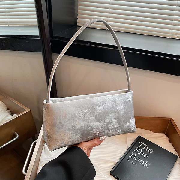 Korean Style Niche Design Baguette Underarm Bag High-end Retro Solid Color Simple Shoulder Bag All-match Crossbody Bag for Women