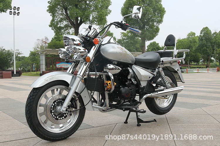 Storm Prince Motorcycle 200cc Fuel-Saving Retro Harley Prince Cruiser Street Bike