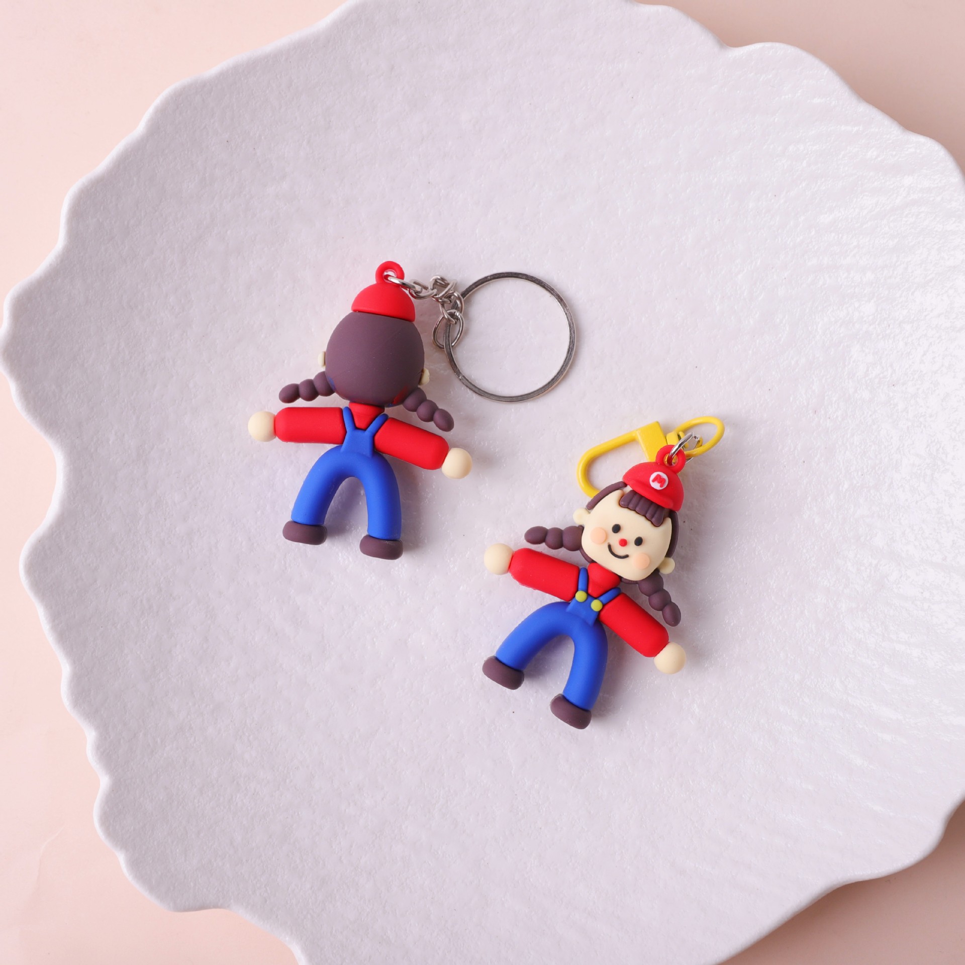 Nuevo colgante de bolso de niña dividida y niña de varias niñas, llavero de sentido avanzado, lindo bolso de regalo creativo, accesorios colgantes image 4