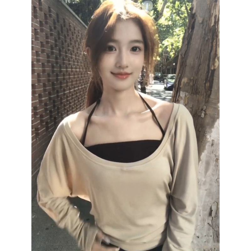 气质一整套ootd穿搭松弛感复古卡其色上衣吊带短裙三件套装2025秋|undefined