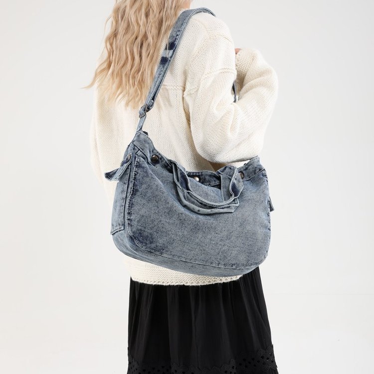 Explosiva transfronteriza