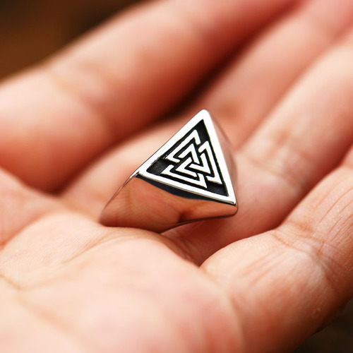 Beier's new Nordic Viking symbol titanium steel ring European and American fashionable and simple stainless steel men's ring jewelry