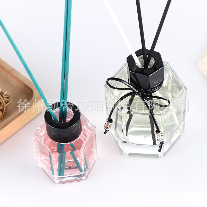 Botella vacía de vidrio de aromaterapia hexagonal botella vacía de flores secas sin fuego botella vacía botella volátil de ratán botella de vidrio de aromaterapia de cristal blanco botella vacía