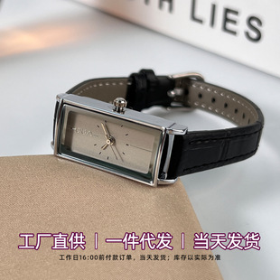 轻奢复古石英表