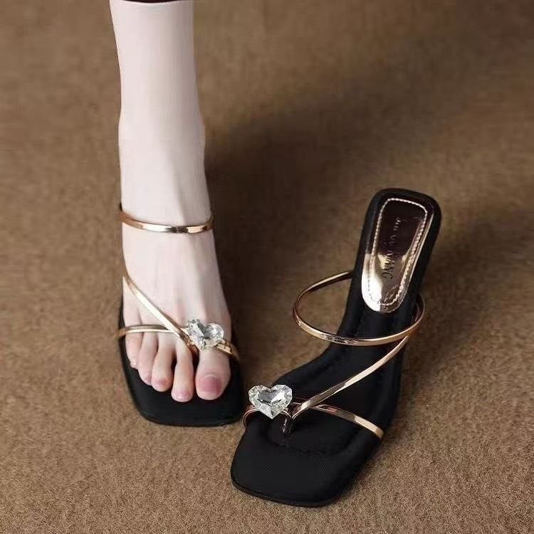 2026 nuevo verano no se cansa pie cinturón delgado hermoso diamante plata zapatillas de tacones altos image 2