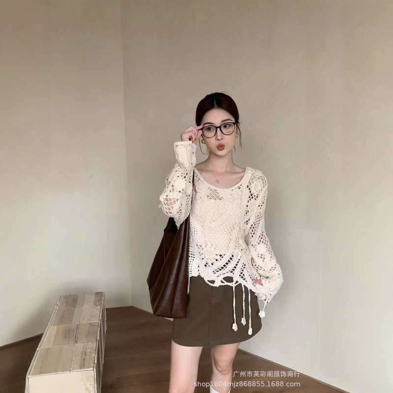 Vacation Style Cut Out Crochet Long-Sleeved Blouse for Women Spring & Fall Design Niche Flower Tassel Knitwear Top