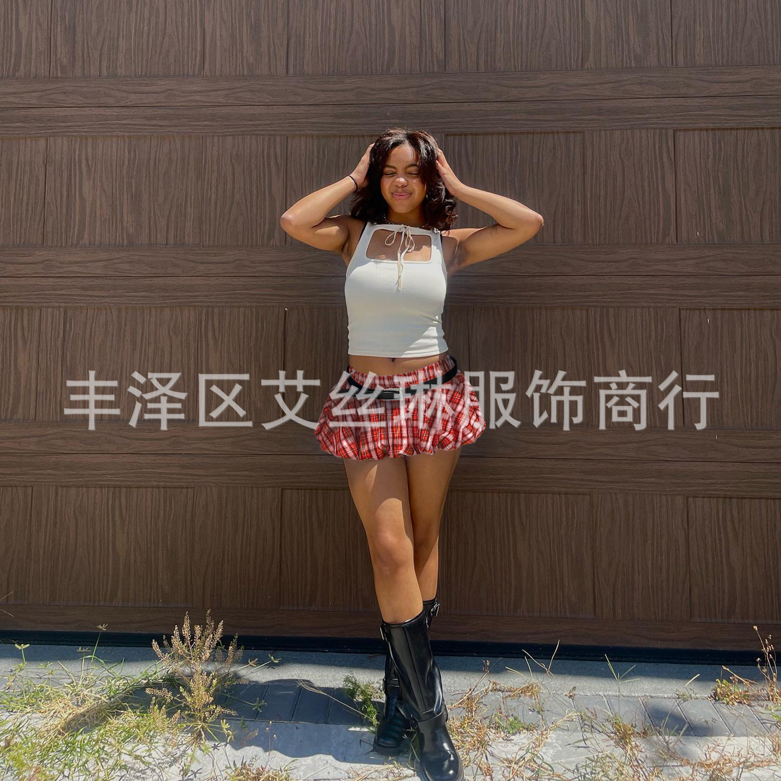 6737 红色模特图11.jpg