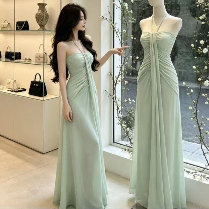 Beach Vacation Slim-Fit Tube Top Long Dress for Slightly Plump Women, Fashionable Niche Design, Elegant and Stylish Dress for Women