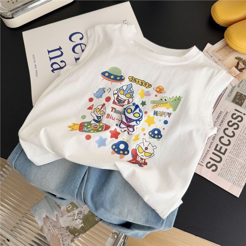 夏の新しい漫画スタイルの小中型子供服男の子ベビーウルトラマン立体人形ベスト Tシャツトップ|undefined
